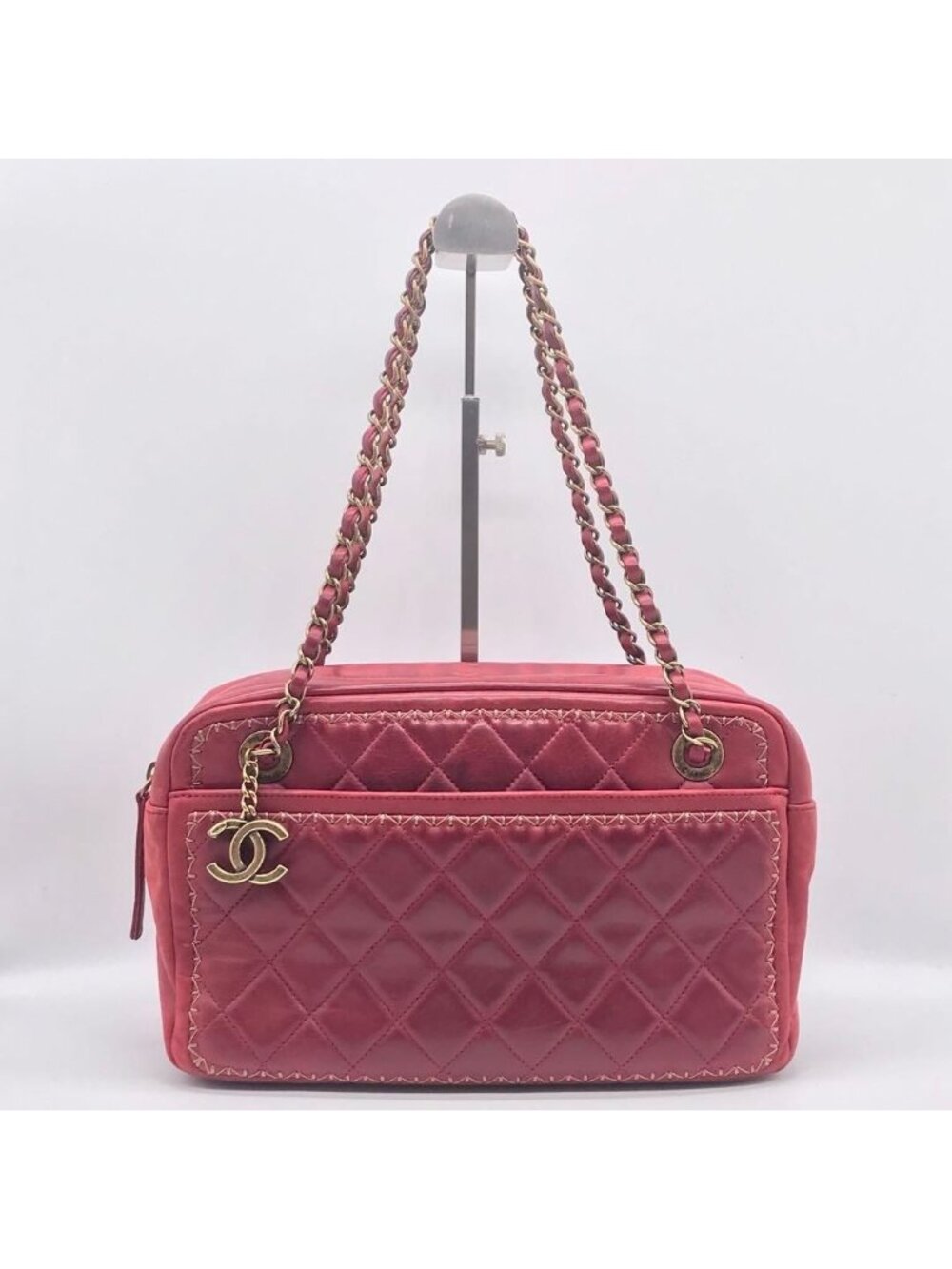 Chanel Leather Quilted Chain Shoulder Bag Gold Price Negotiation Welcome